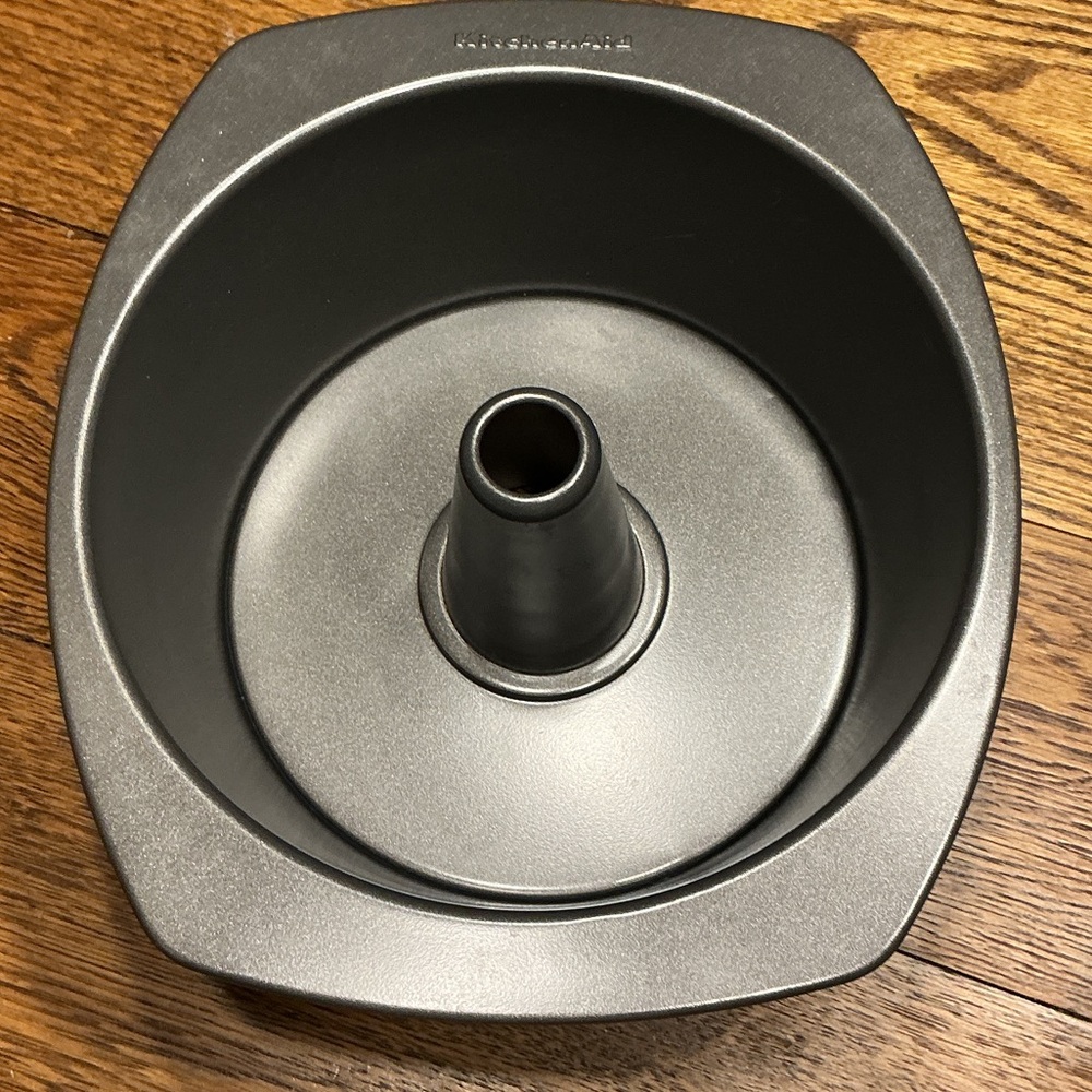 KitchenAid Gray Nonstick Angel Food/Tube Pan